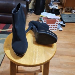 Worn once black ankle boots
